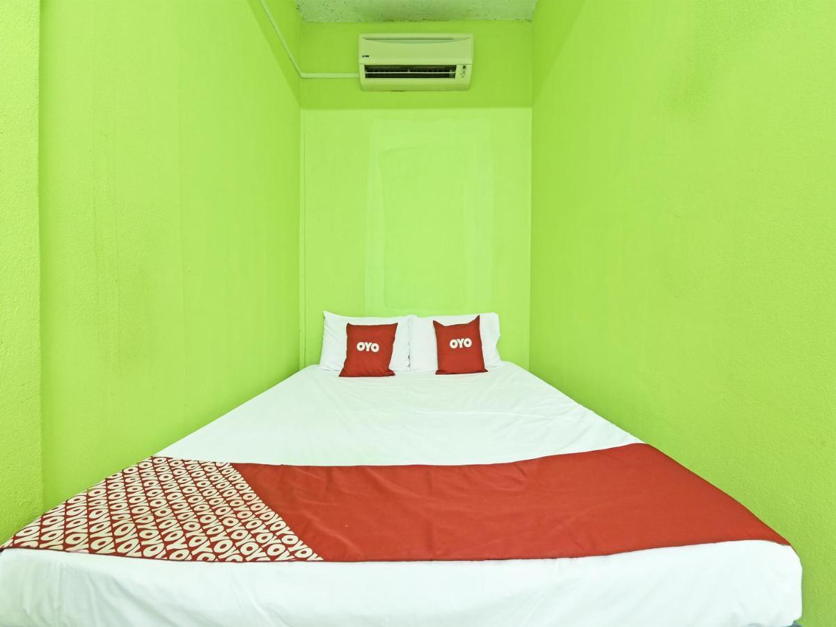 Oyo 90454 Haza Harmoni Guesthouse Kota Bharu Exterior foto