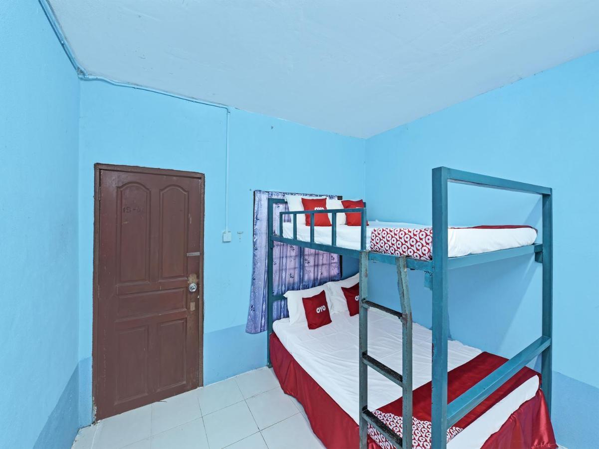 Oyo 90454 Haza Harmoni Guesthouse Kota Bharu Exterior foto