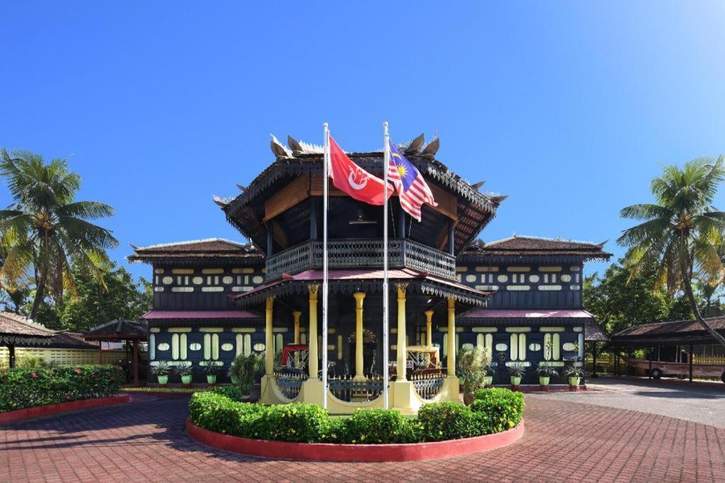 Oyo 90454 Haza Harmoni Guesthouse Kota Bharu Exterior foto